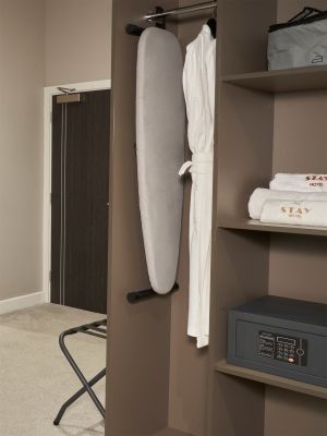 Oxford Ironing Board With Hanger In Light Grey